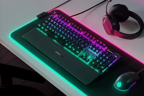 SteelSeries Gaming keyboard Apex 5 USB Black