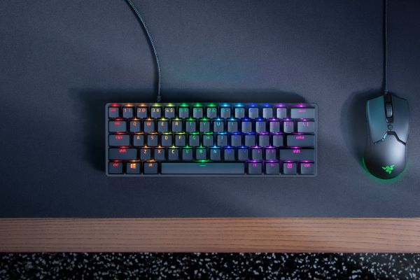 Razer Keyboard mechanical Huntsman Mini 61key, Red Switch, USB-A, EN, RGB, black