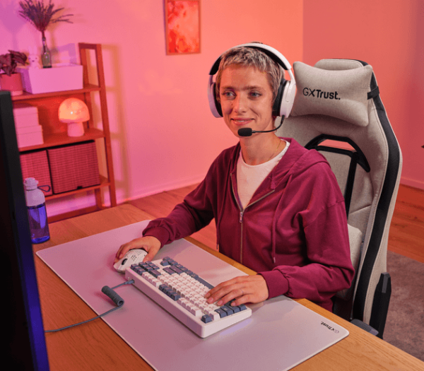 GXT723B Ruya PRO Comfortable Fabric Gaming Chair