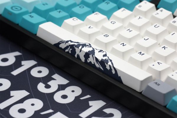 Varmilo keyboard VA108M Summit R2 Cherry MX BrownRU